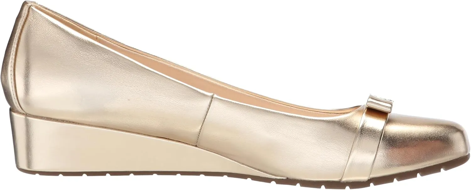 Anne Klein Women's Melsey Pump
