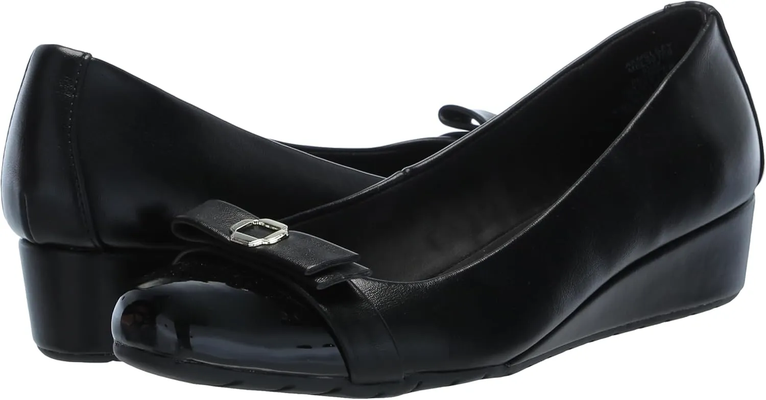 Anne Klein Women's Melsey Pump