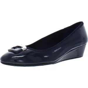 Bandolino Women's TAD Pump, Medium Blue Patent PU, 10