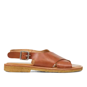 Cross sandal with buckle closure