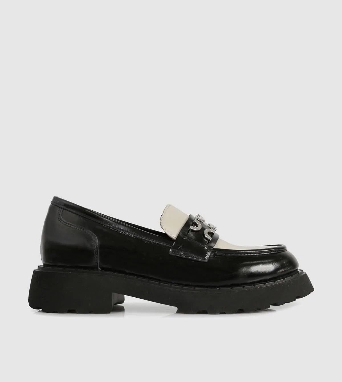 Delaney Casual Loafers by S Sempre Di