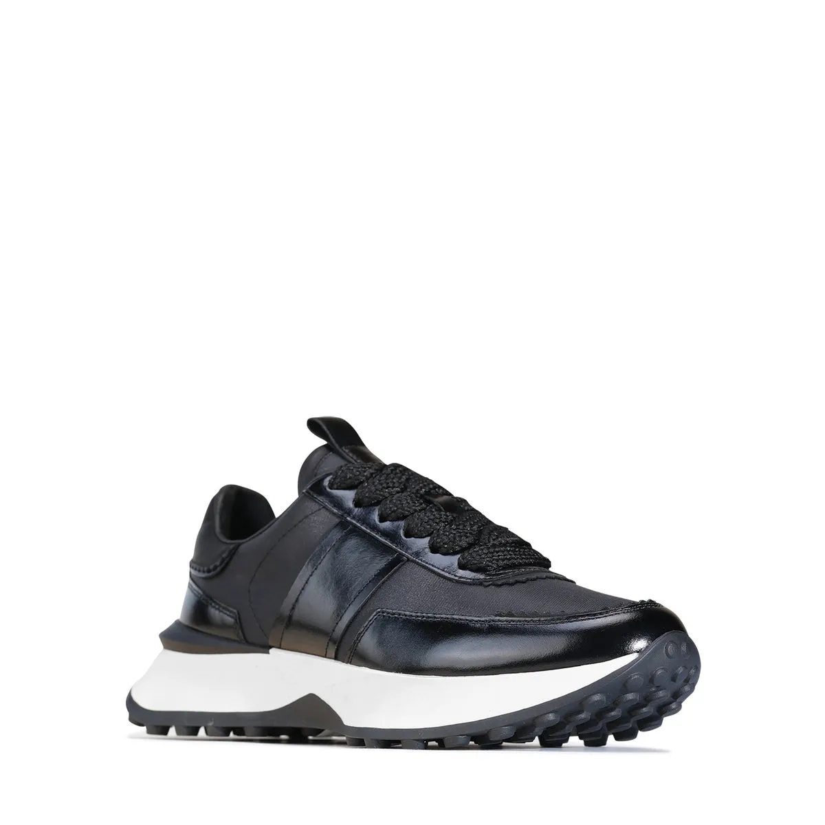 EOS - Elements Sneaker. Onyx