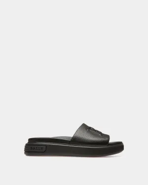 Jarmo Leather Slides In Black