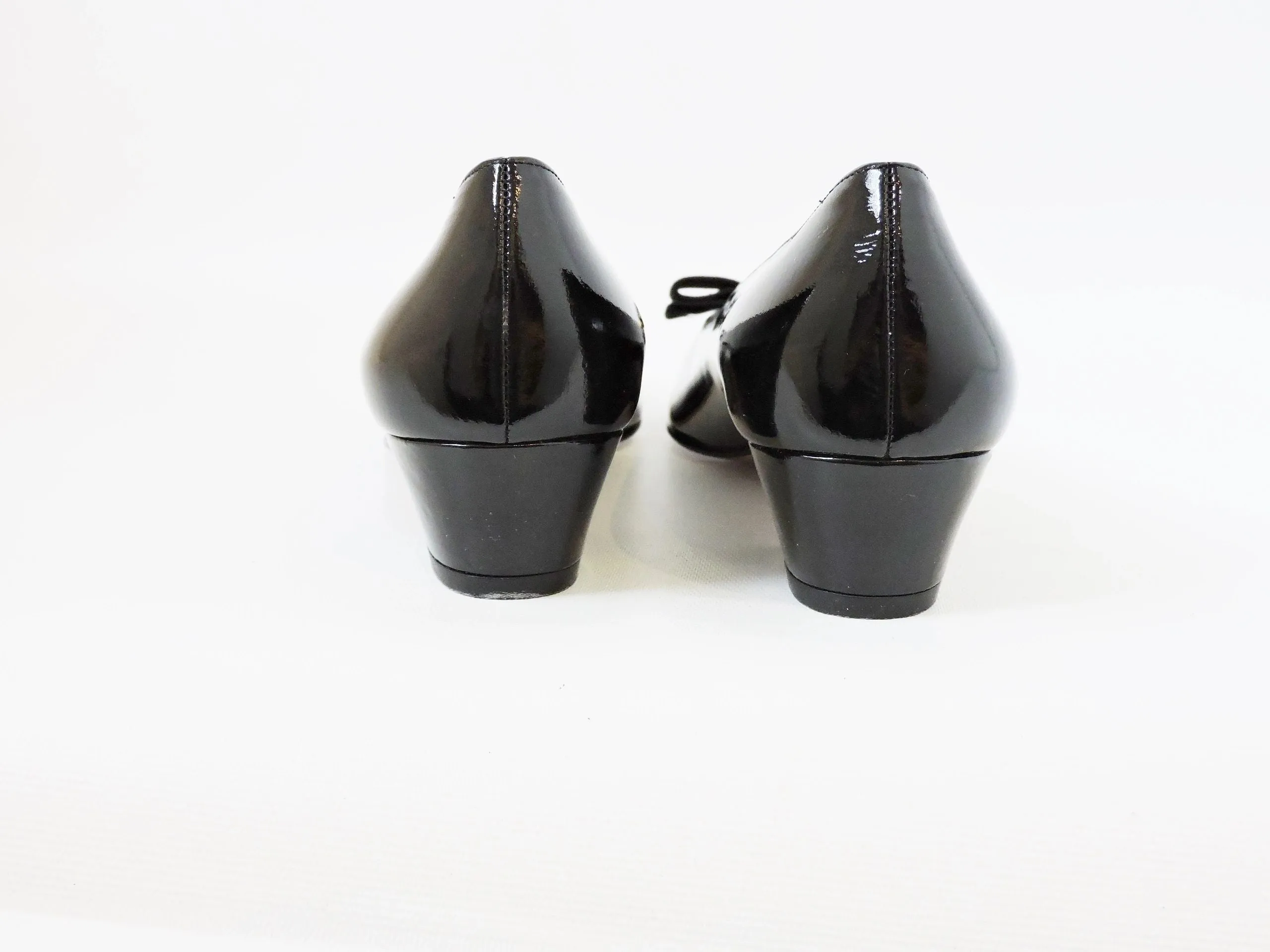 NEW Salvatore Ferragamo Patent Leather Pump Size 8 B