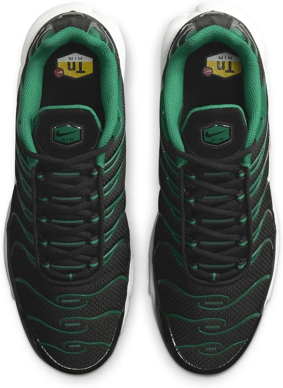 NIKE Men's Sneaker