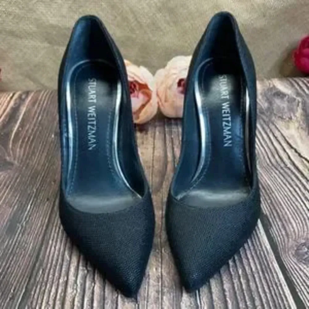 Stuart Weitzman Black Leather Heels 5M