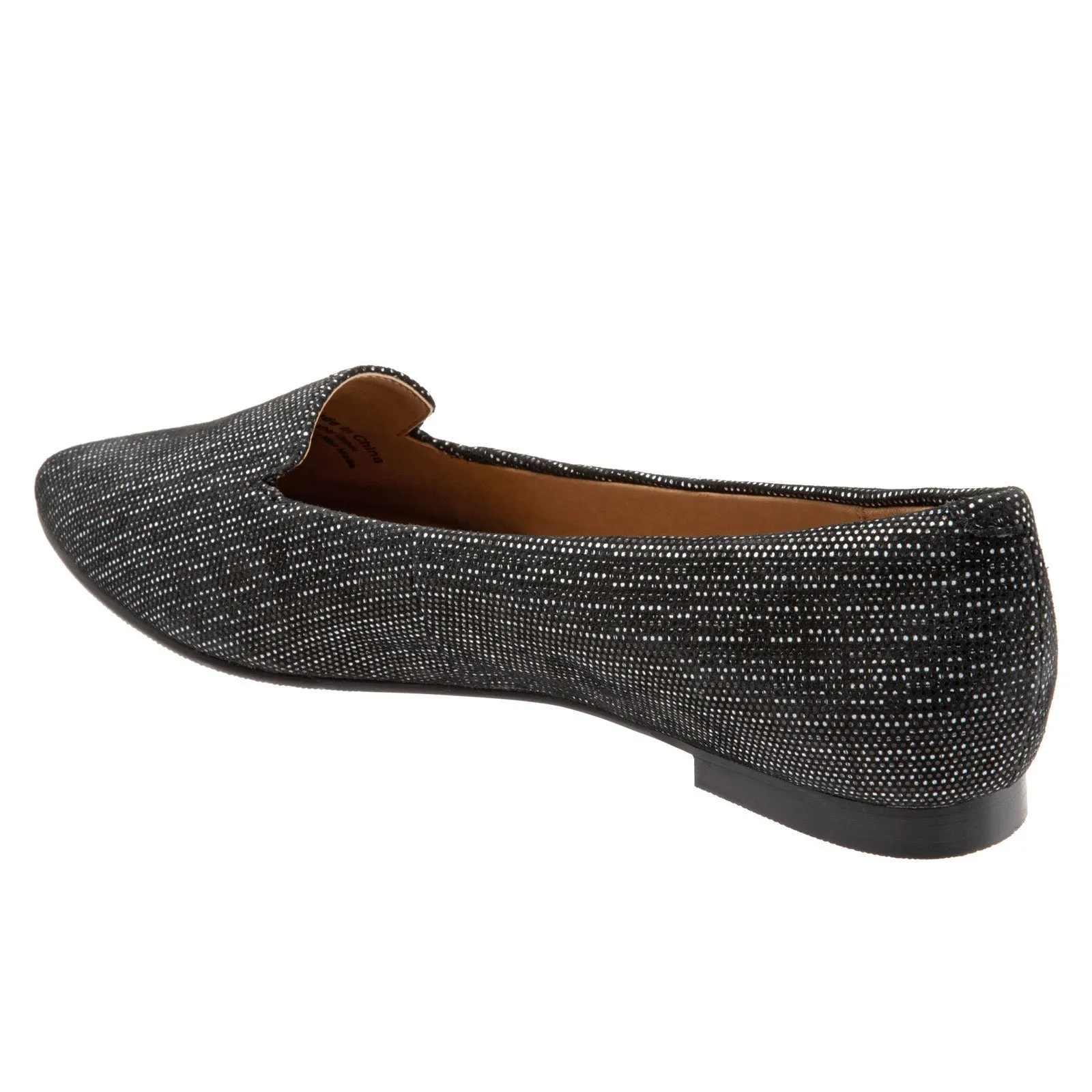 Trotters Harlowe T1707-010 Womens Black Wide Leather Loafer Flats Shoes