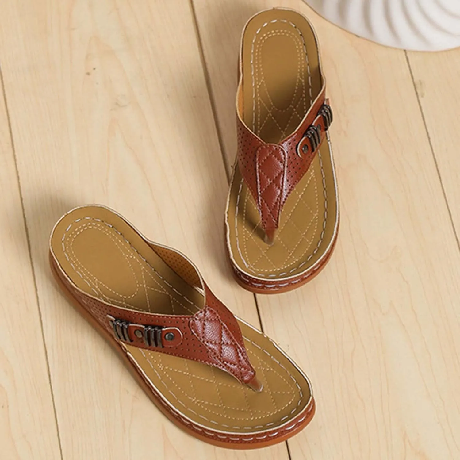 Womens Orthopedic Sandals Comfortable Wedge Flip Flops Summer Casual Thong Straps Clip Toe Slipper Slip-on Slides Lightweight Beach Shoes with Ergonomic Soles
