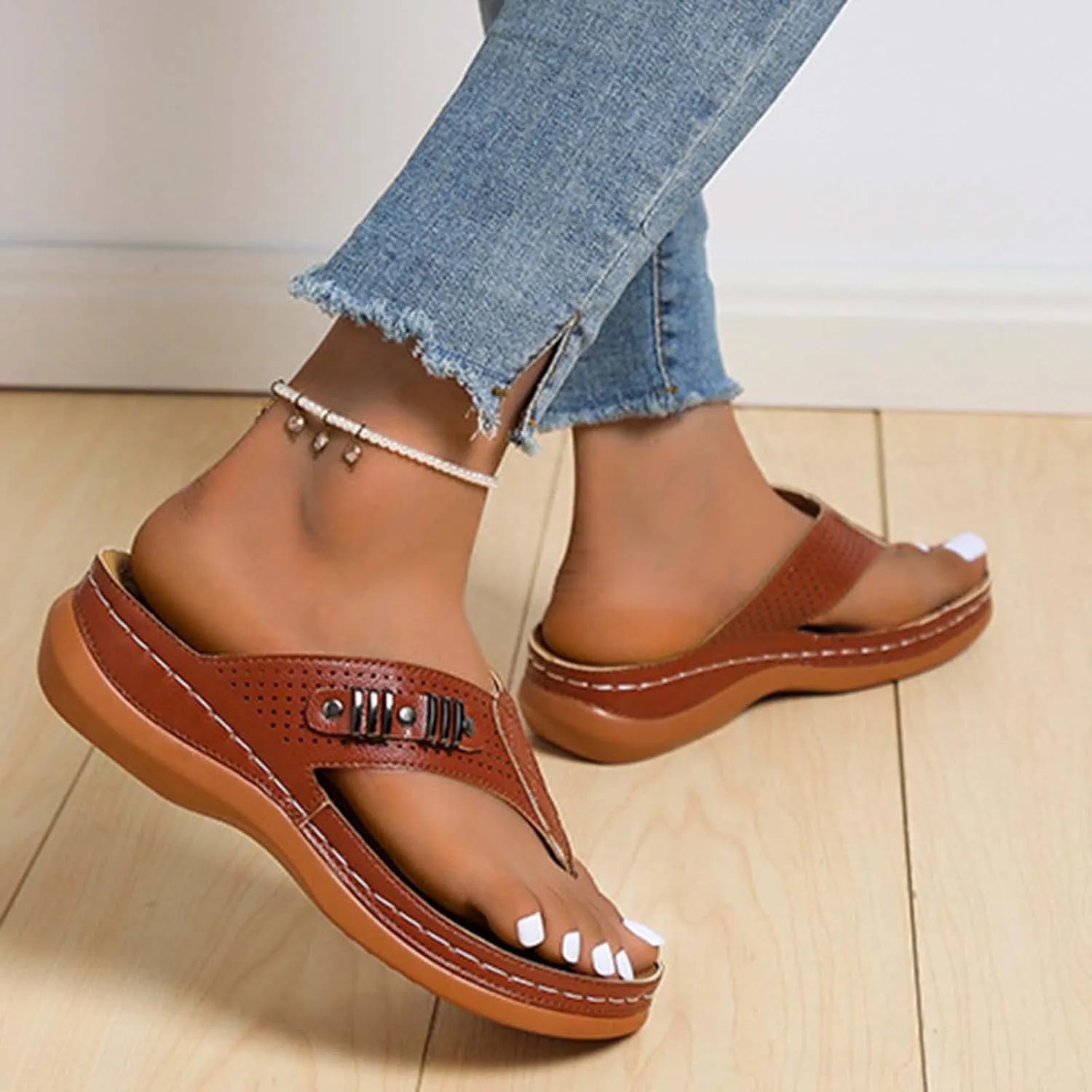 Womens Orthopedic Sandals Comfortable Wedge Flip Flops Summer Casual Thong Straps Clip Toe Slipper Slip-on Slides Lightweight Beach Shoes with Ergonomic Soles